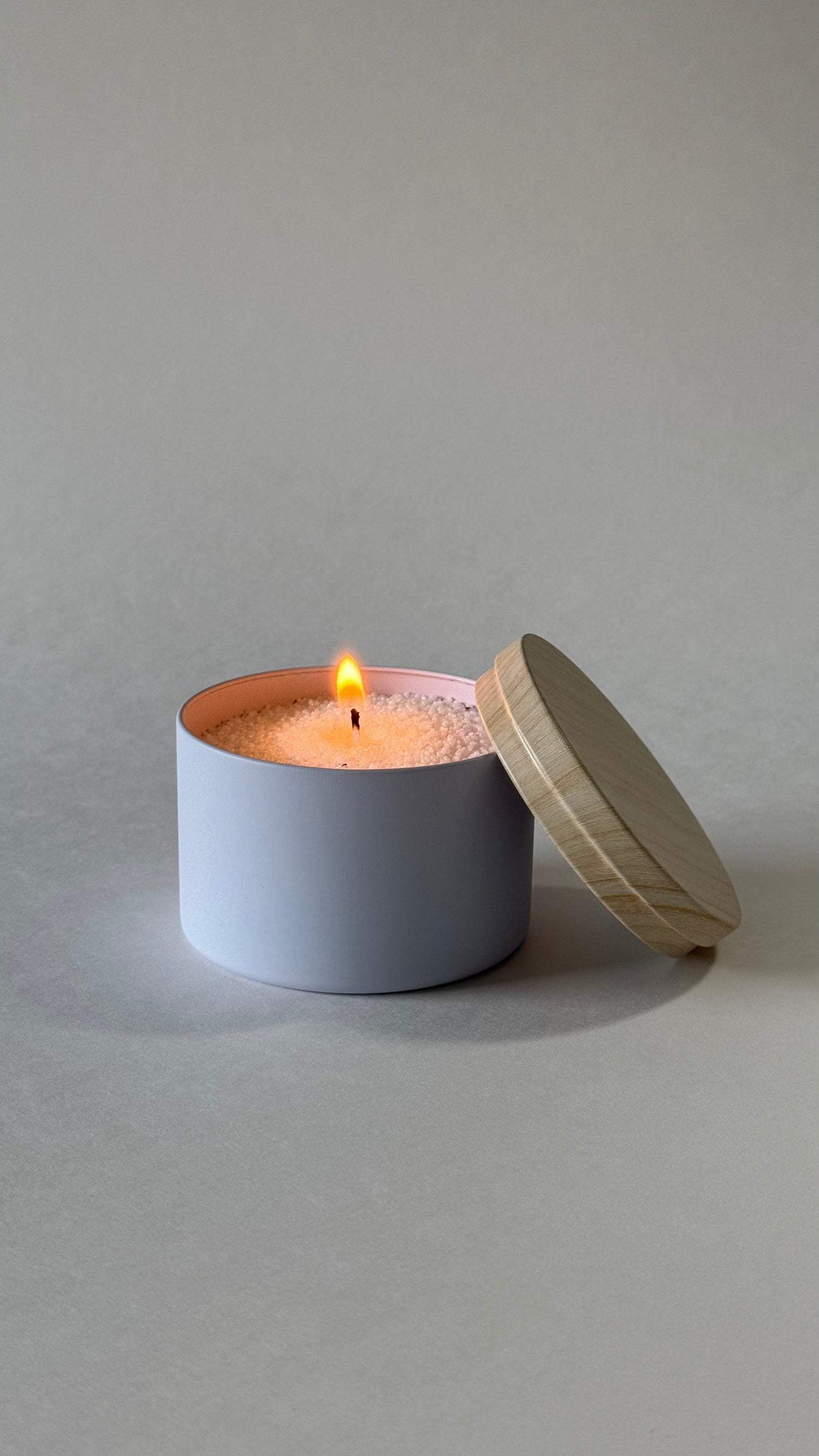 VELAS ECOLÓGICAS VS. VELAS DE PARAFINA: ¿CUÁL ELEGIR?